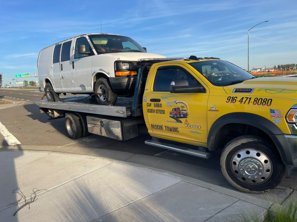 Emergency Winch Out Recovery Support in Sacramento